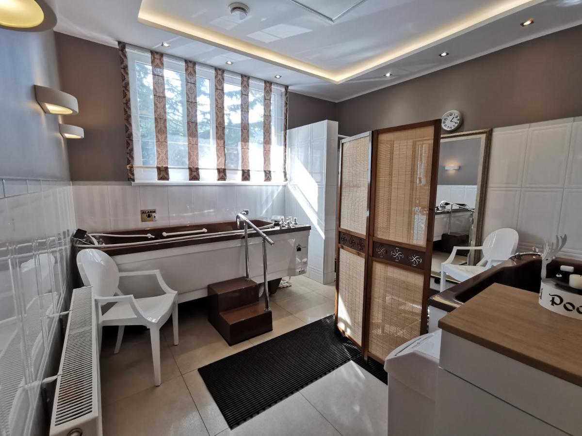 Hotel Pod Jeleniem Swieradow-Zdroj Exterior photo